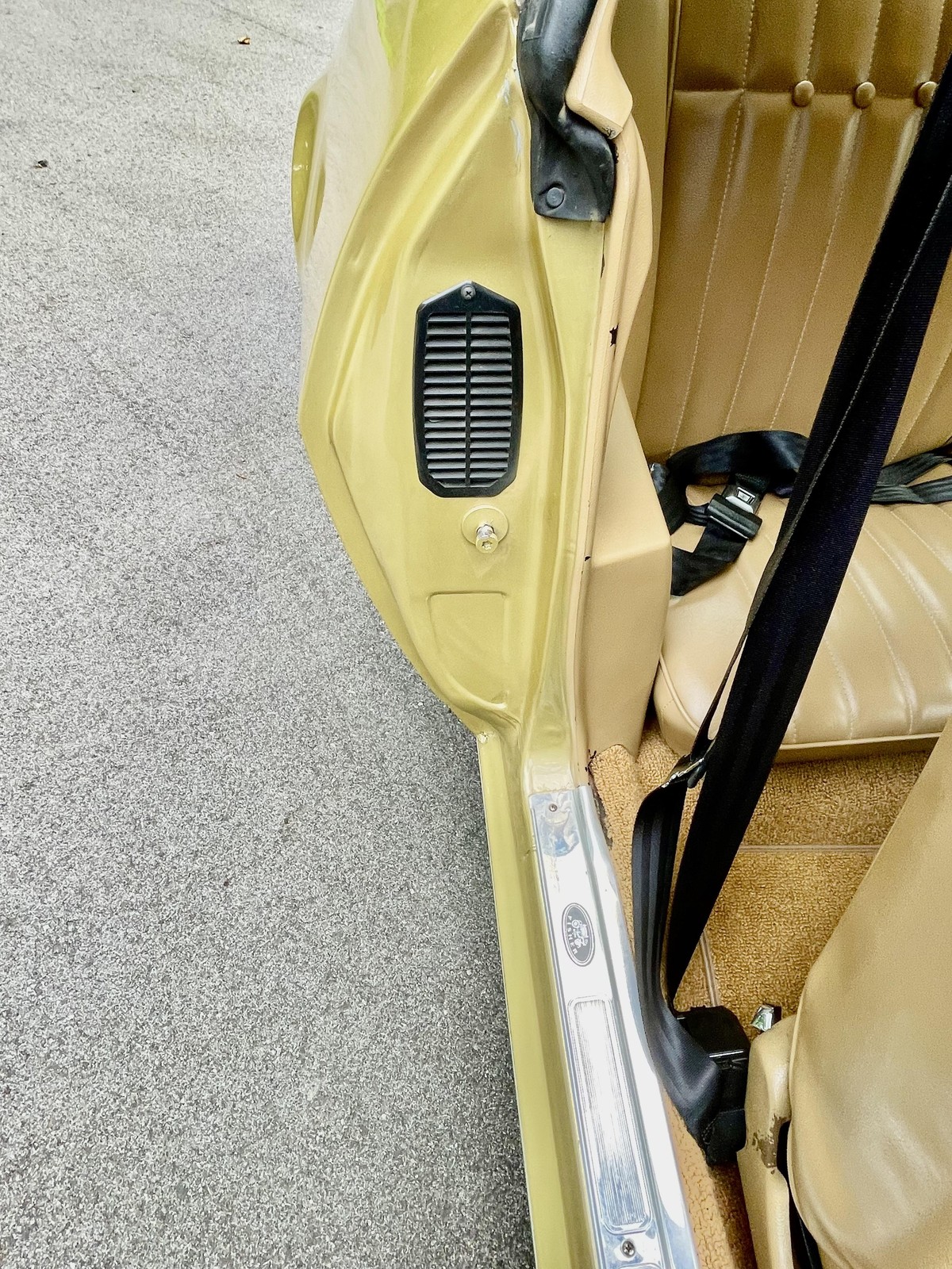 Chevrolet-Camaro-1971-Original-Metal-MUST-SEE-30
