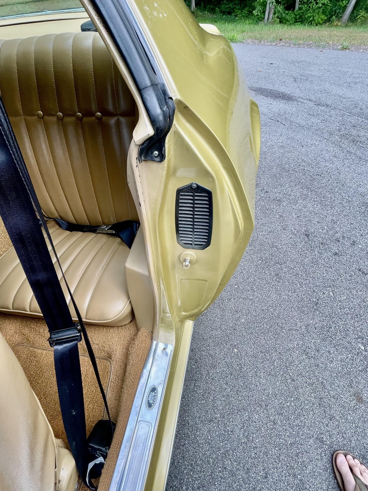 Chevrolet-Camaro-1971-Original-Metal-MUST-SEE-37