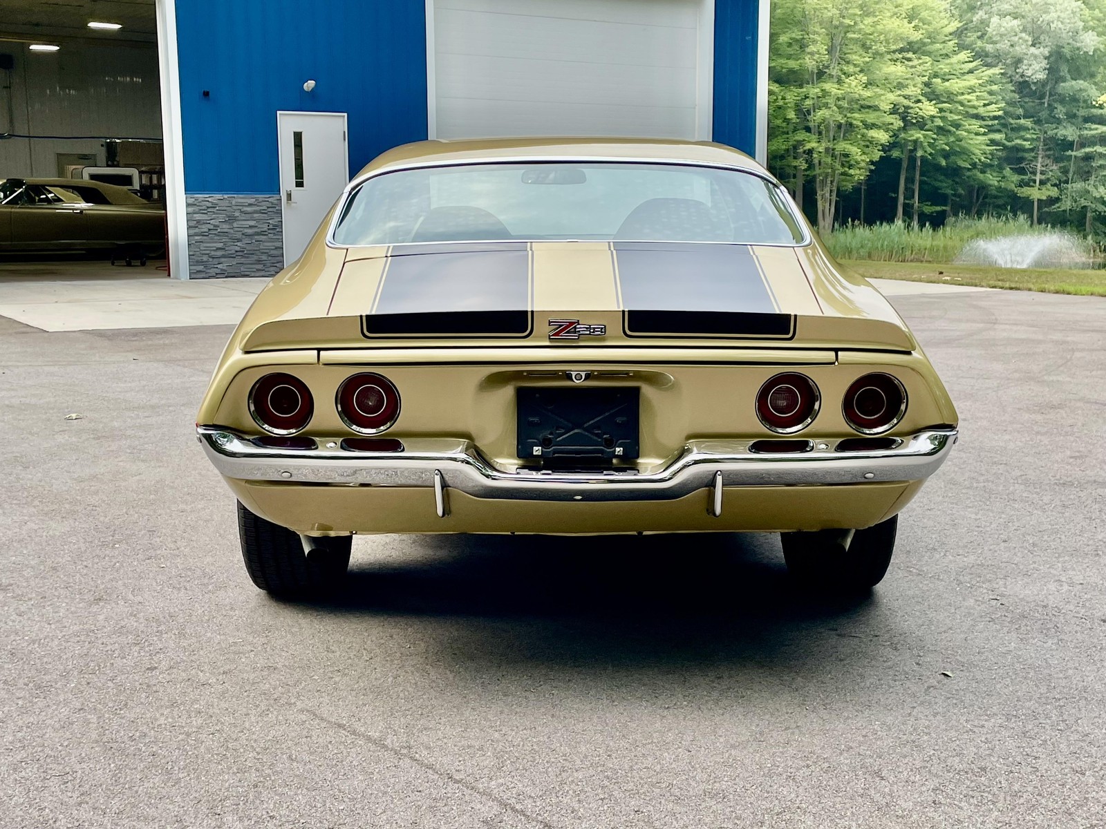 Chevrolet-Camaro-1971-Original-Metal-MUST-SEE-7