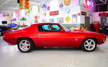 Chevrolet-Camaro-1972-3