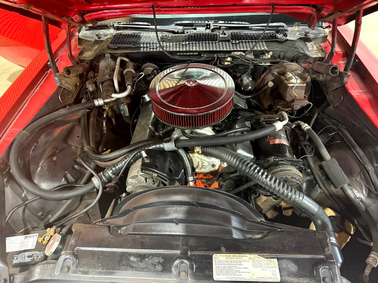 Chevrolet-Camaro-1972-American-Muscle-Car-39