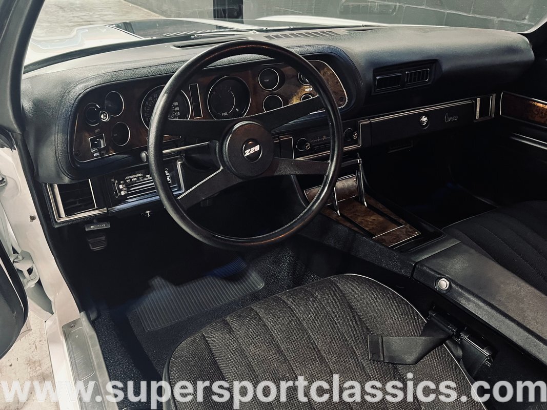 Chevrolet-Camaro-1972-Coupe-14