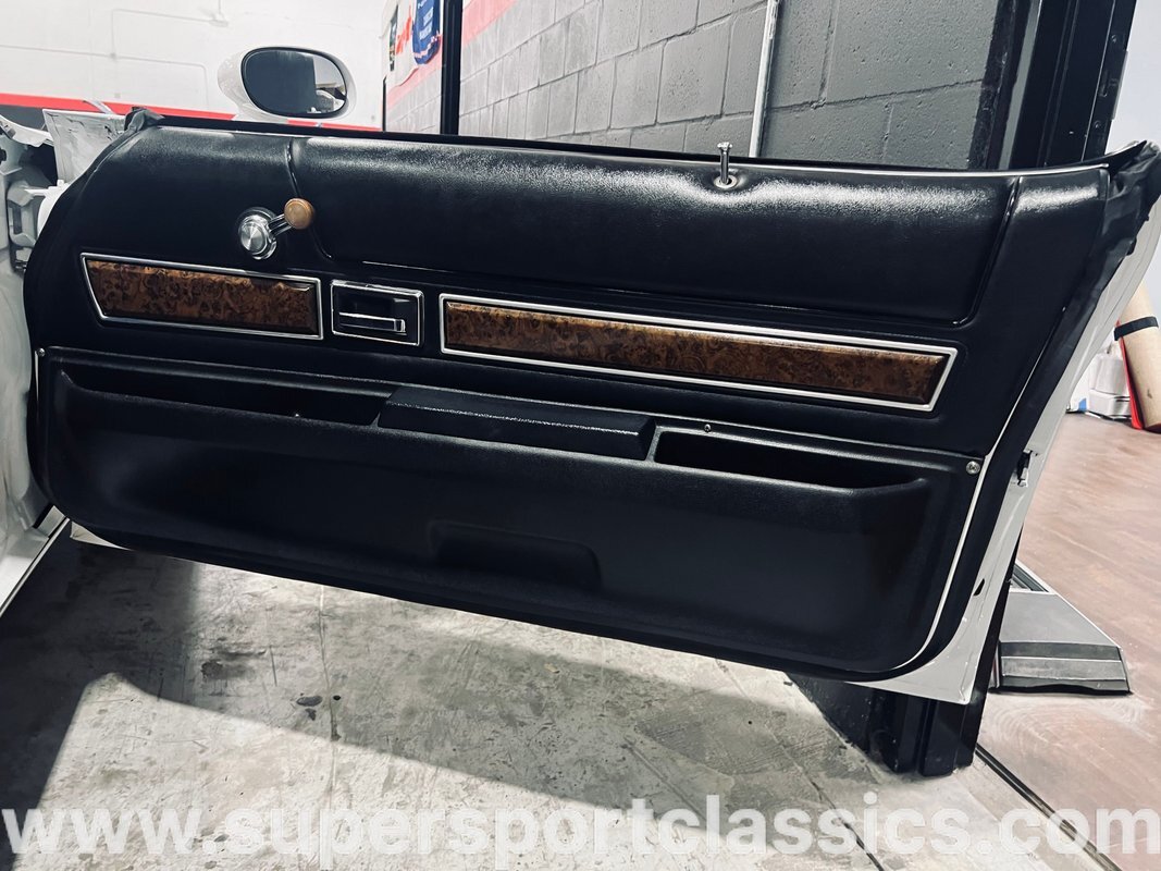 Chevrolet-Camaro-1972-Coupe-16