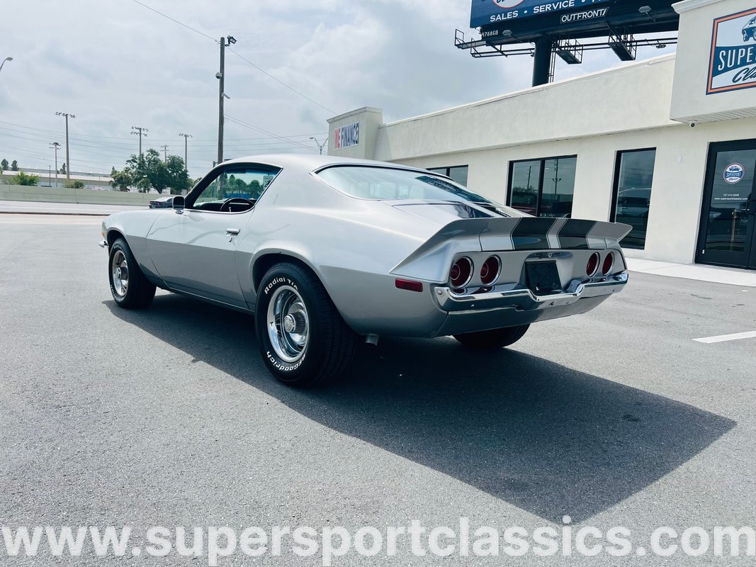 Chevrolet-Camaro-1972-Coupe-2