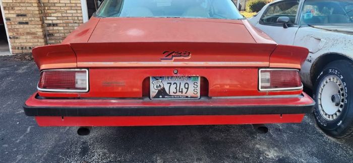 Chevrolet-Camaro-1977-Red-White-10