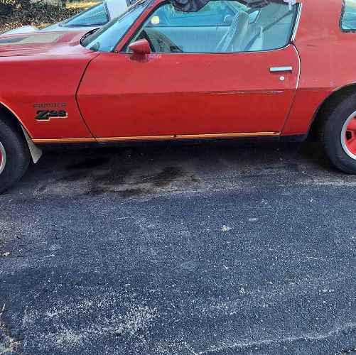 Chevrolet-Camaro-1977-Red-White-9
