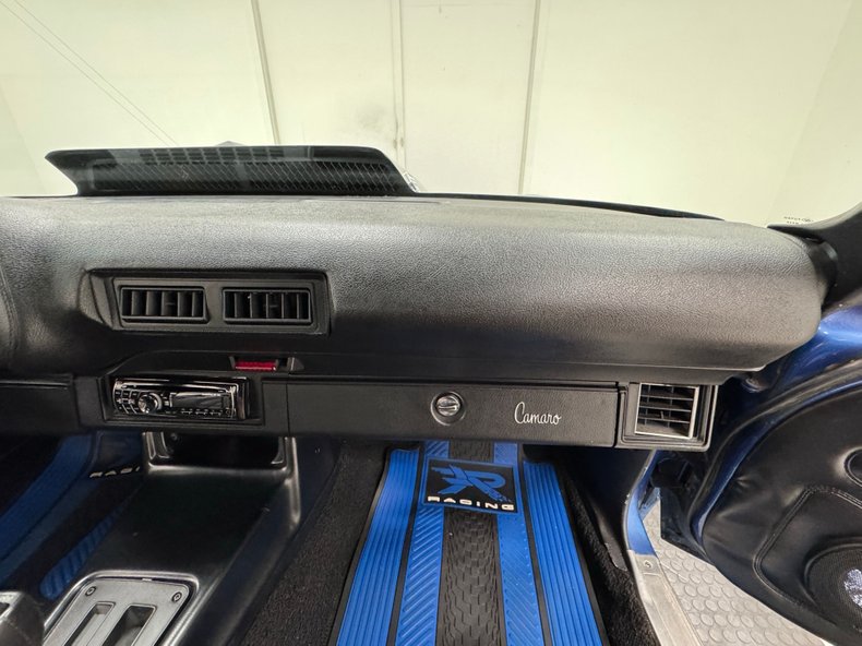 Chevrolet-Camaro-1978-Bright-Blue-Black-24