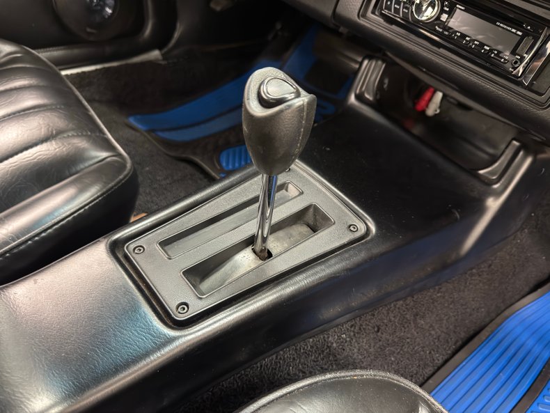 Chevrolet-Camaro-1978-Bright-Blue-Black-25