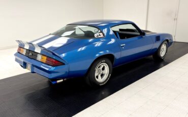 Chevrolet-Camaro-1978-Bright-Blue-Black-32