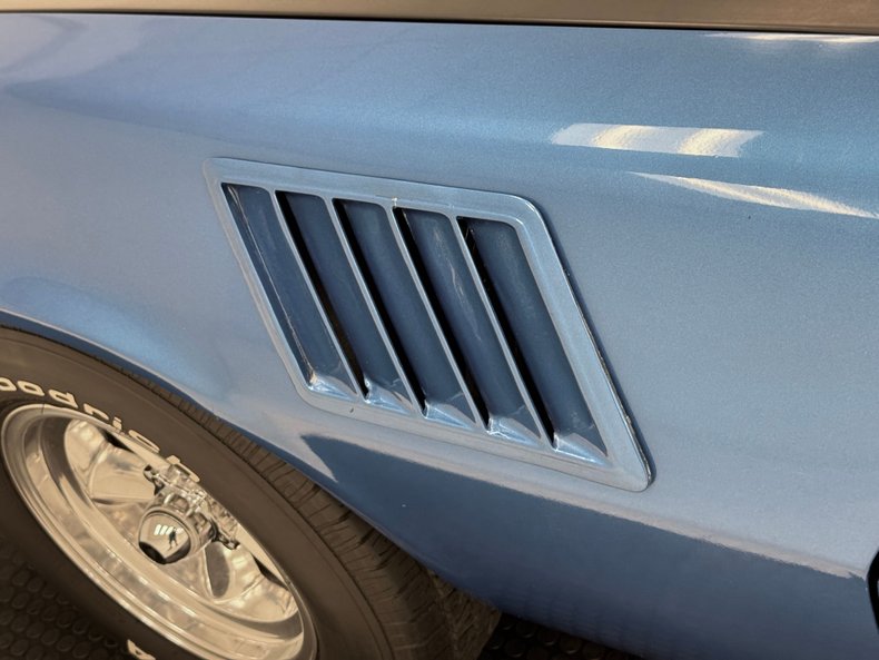Chevrolet-Camaro-1978-Bright-Blue-Black-4