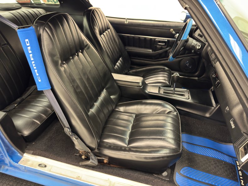Chevrolet-Camaro-1978-Bright-Blue-Black-45
