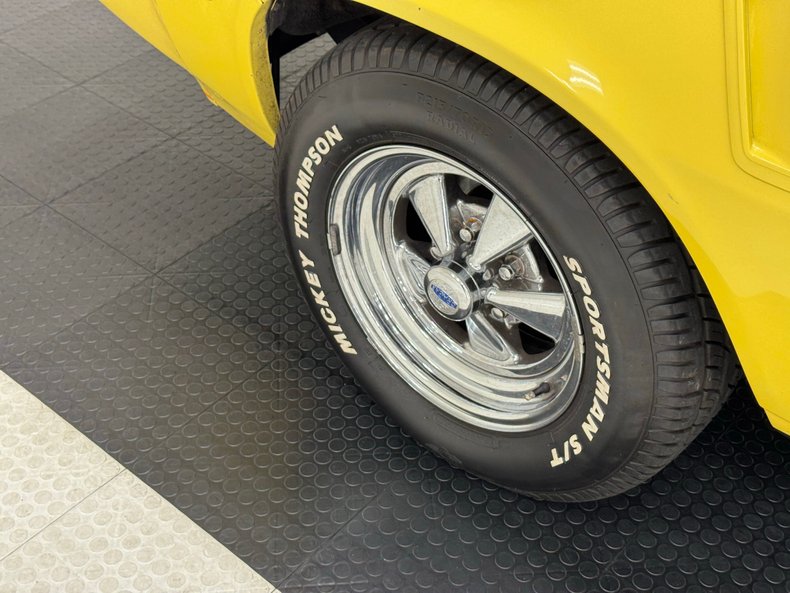 Chevrolet-Camaro-1978-Bright-Yellow-Black-ampamp-White-Ho-12