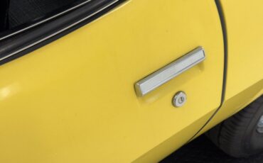 Chevrolet-Camaro-1978-Bright-Yellow-Black-ampamp-White-Ho-17