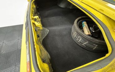 Chevrolet-Camaro-1978-Bright-Yellow-Black-ampamp-White-Ho-30