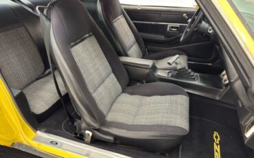 Chevrolet-Camaro-1978-Bright-Yellow-Black-ampamp-White-Ho-34