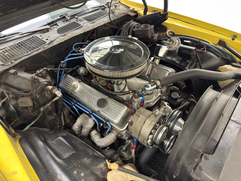 Chevrolet-Camaro-1978-Bright-Yellow-Black-ampamp-White-Ho-4