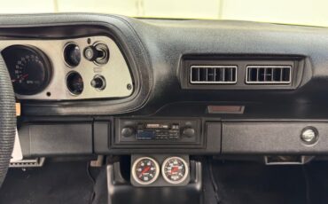 Chevrolet-Camaro-1978-Bright-Yellow-Black-ampamp-White-Ho-41