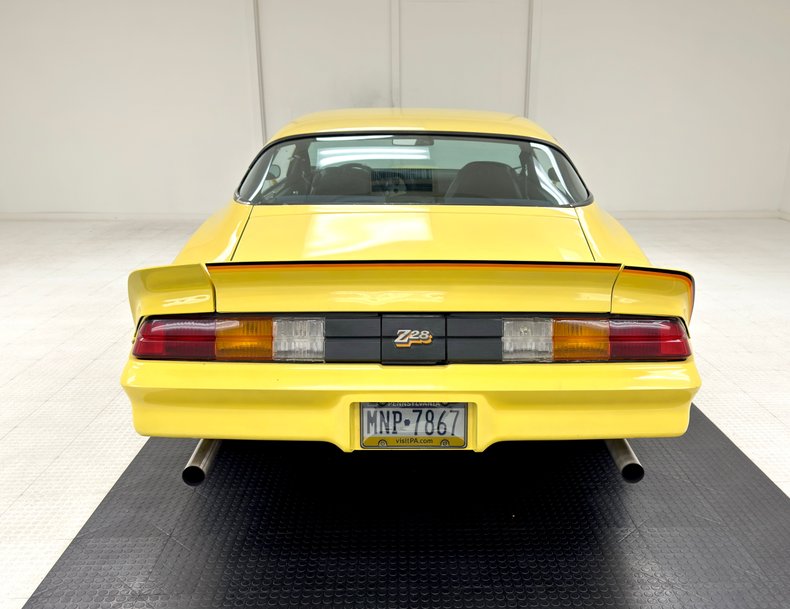 Chevrolet-Camaro-1978-Bright-Yellow-Black-ampamp-White-Ho-7