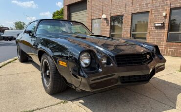 Chevrolet-Camaro-1978-Coupe-10