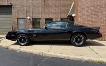 Chevrolet-Camaro-1978-Coupe-2