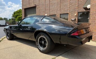 Chevrolet-Camaro-1978-Coupe-3