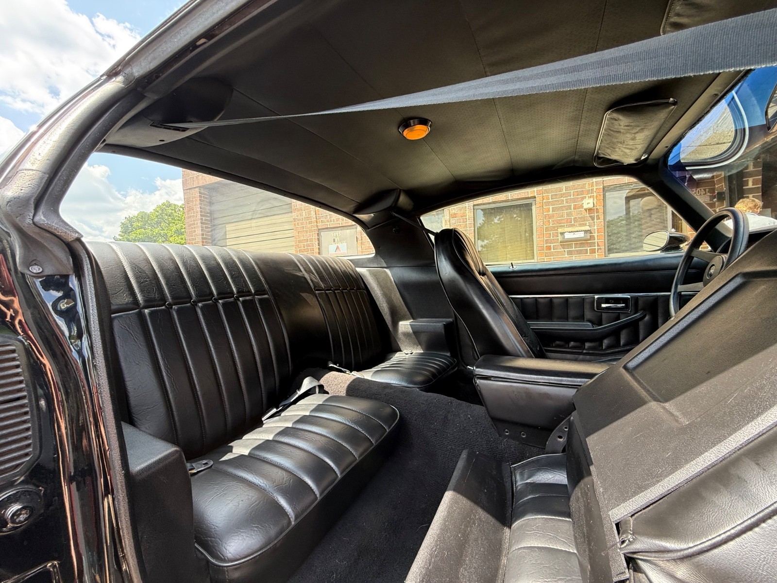 Chevrolet-Camaro-1978-Coupe-31