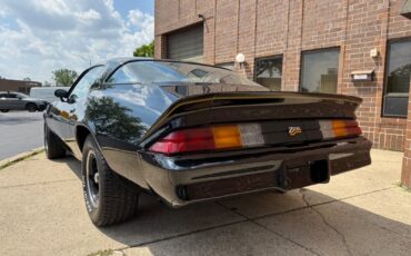 Chevrolet-Camaro-1978-Coupe-4