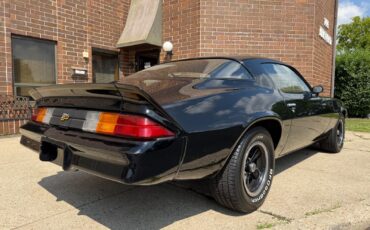 Chevrolet-Camaro-1978-Coupe-6