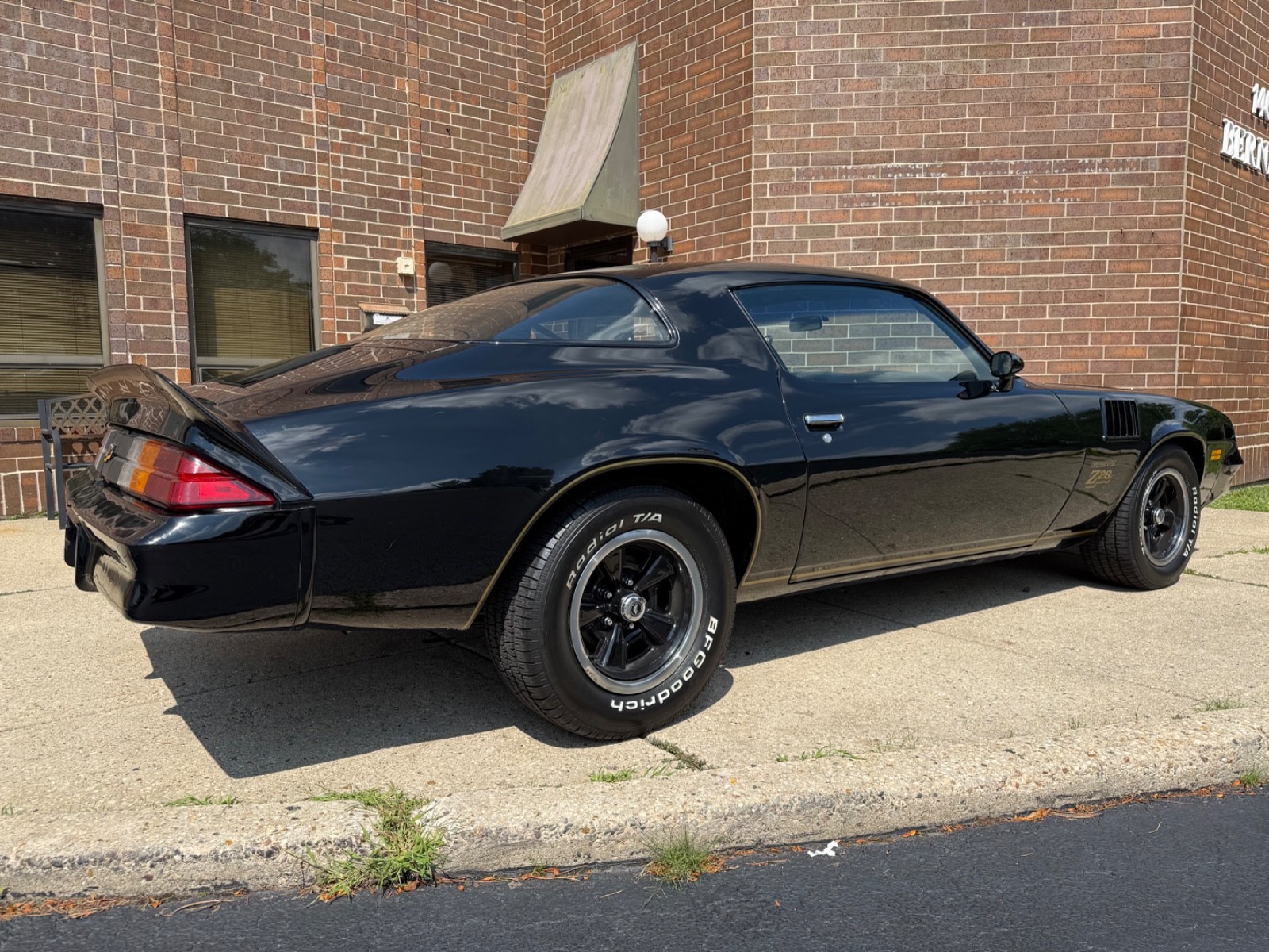 Chevrolet-Camaro-1978-Coupe-7