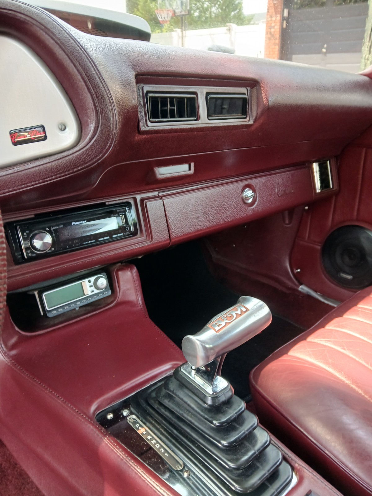 Chevrolet-Camaro-1979-Coupe-10