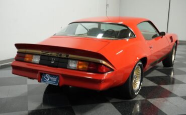 Chevrolet-Camaro-1979-Coupe-10