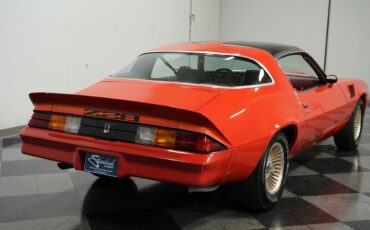 Chevrolet-Camaro-1979-Coupe-10