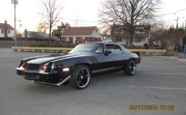 Chevrolet-Camaro-1979-Coupe-12