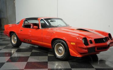 Chevrolet-Camaro-1979-Coupe-13