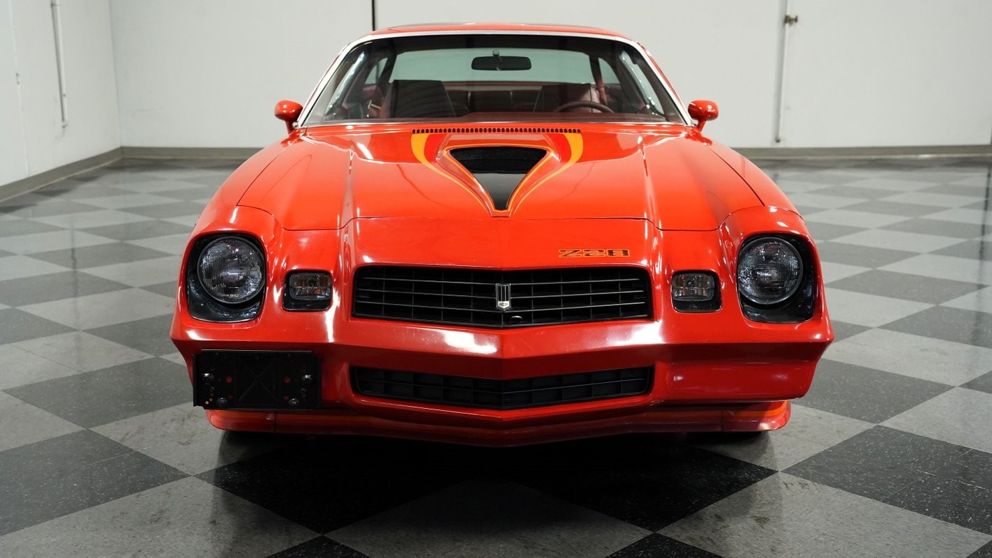 Chevrolet-Camaro-1979-Coupe-15