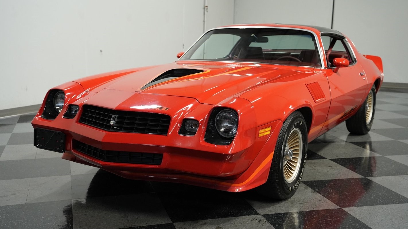 Chevrolet-Camaro-1979-Coupe-16