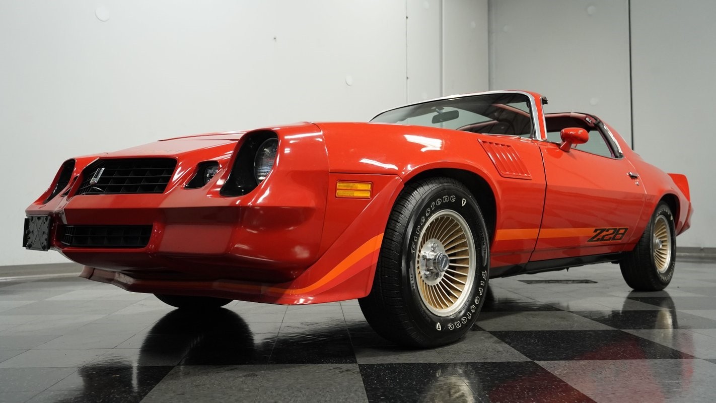 Chevrolet-Camaro-1979-Coupe-19