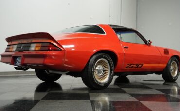 Chevrolet-Camaro-1979-Coupe-24