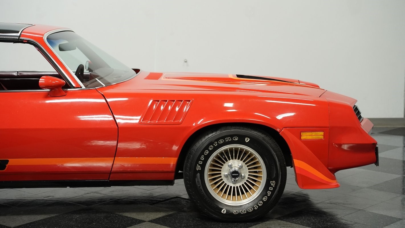 Chevrolet-Camaro-1979-Coupe-26
