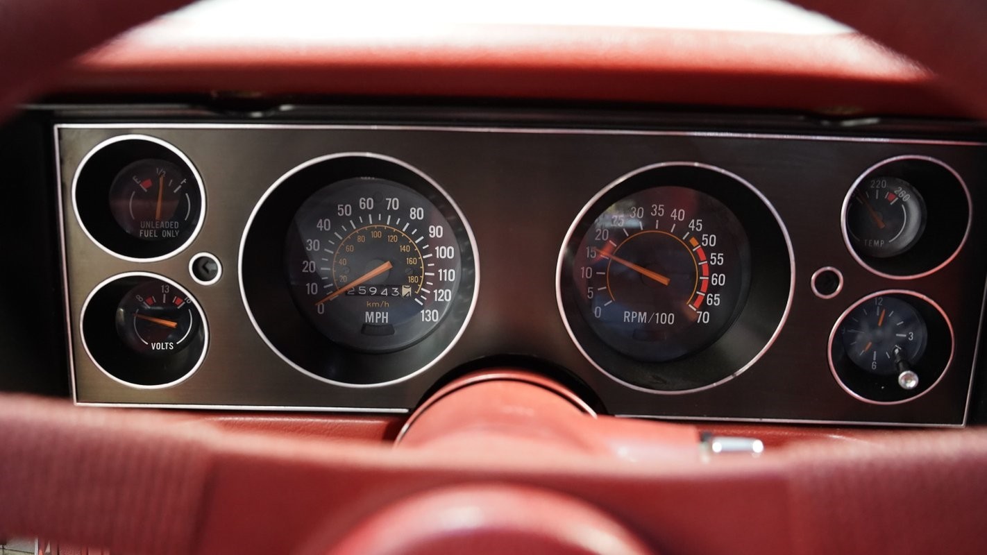 Chevrolet-Camaro-1979-Coupe-33