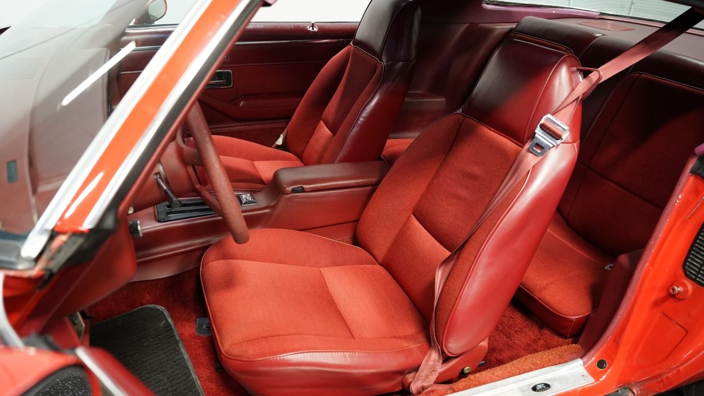 Chevrolet-Camaro-1979-Coupe-37