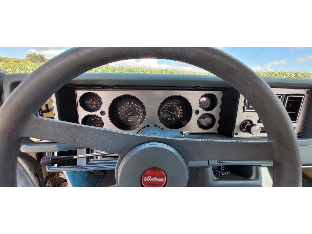 Chevrolet-Camaro-1979-White-Blue-19