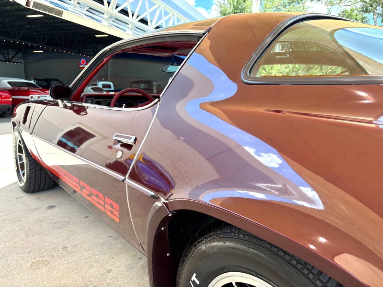 Chevrolet-Camaro-1980-Coupe-11