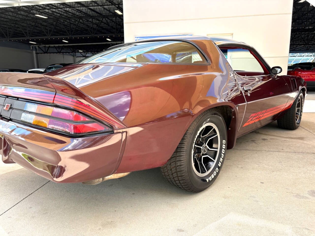 Chevrolet-Camaro-1980-Coupe-13