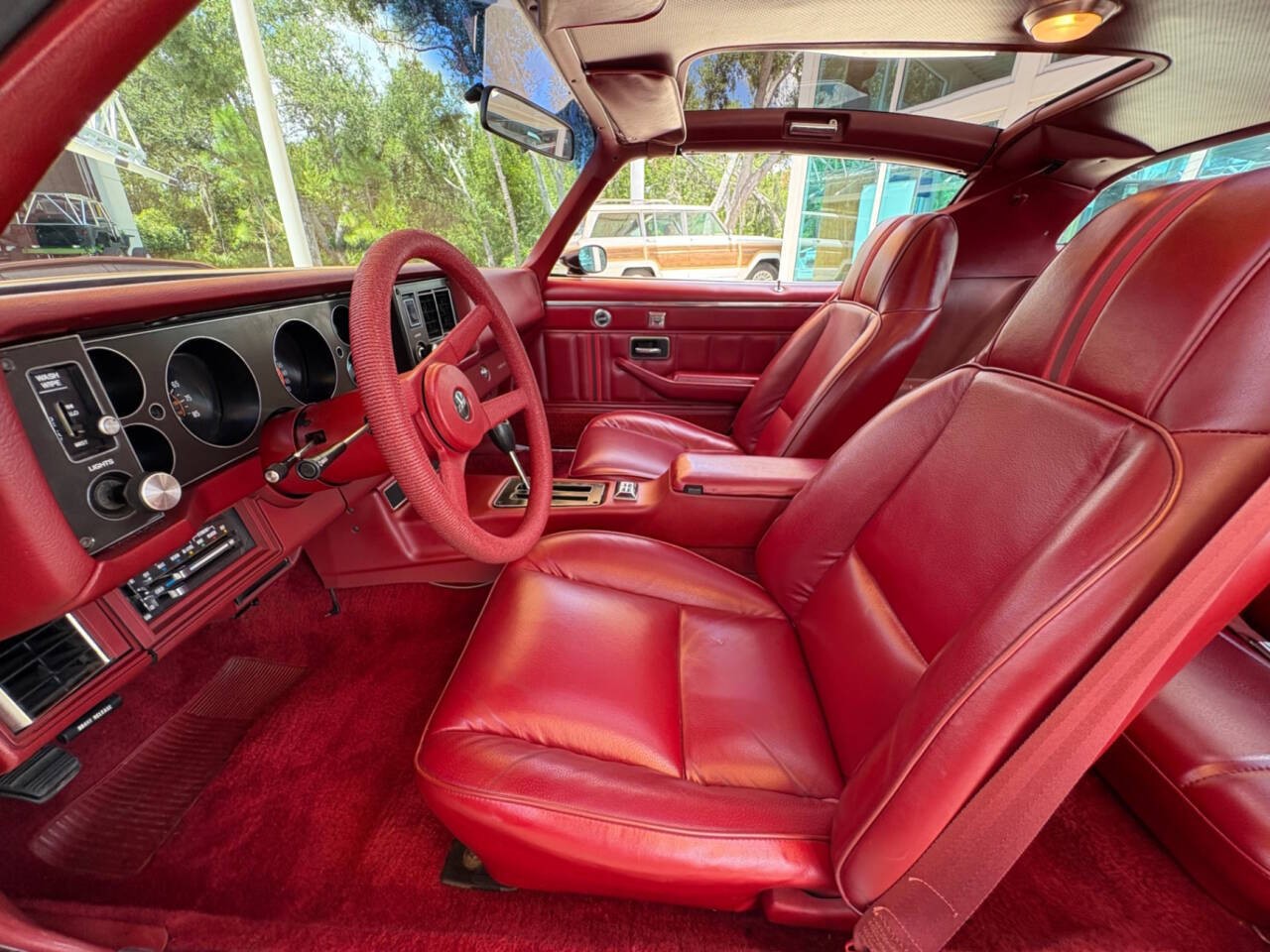 Chevrolet-Camaro-1980-Coupe-23