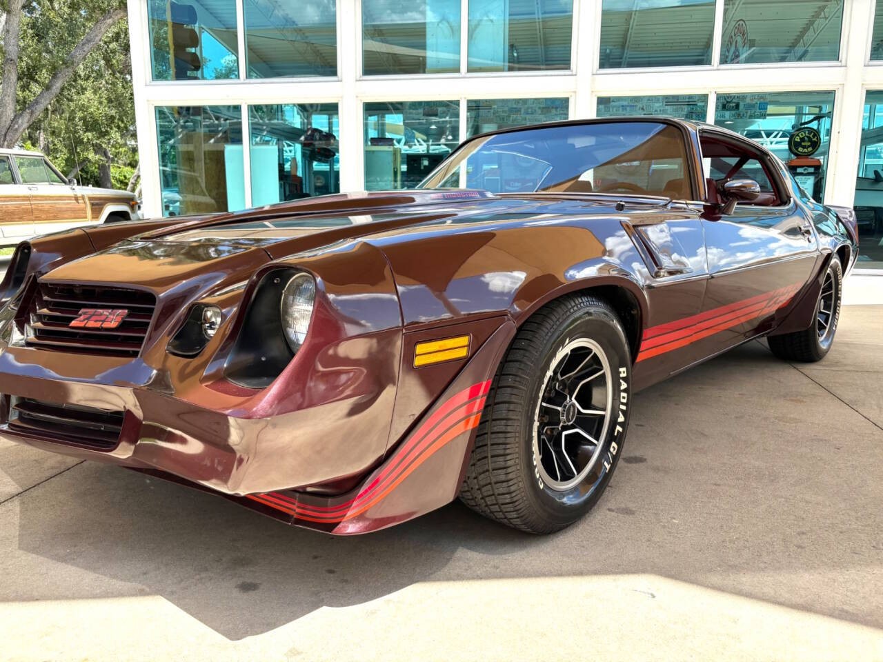 Chevrolet-Camaro-1980-Coupe-9