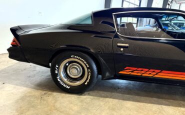 Chevrolet-Camaro-1981-American-Muscle-Car-10