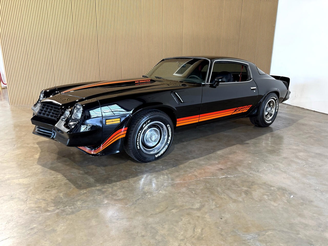 Chevrolet-Camaro-1981-American-Muscle-Car-15