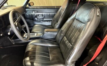 Chevrolet-Camaro-1981-American-Muscle-Car-21