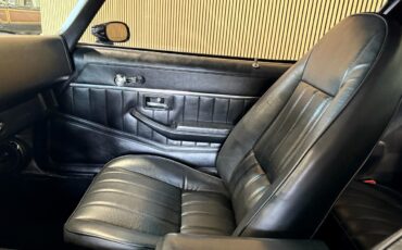 Chevrolet-Camaro-1981-American-Muscle-Car-25